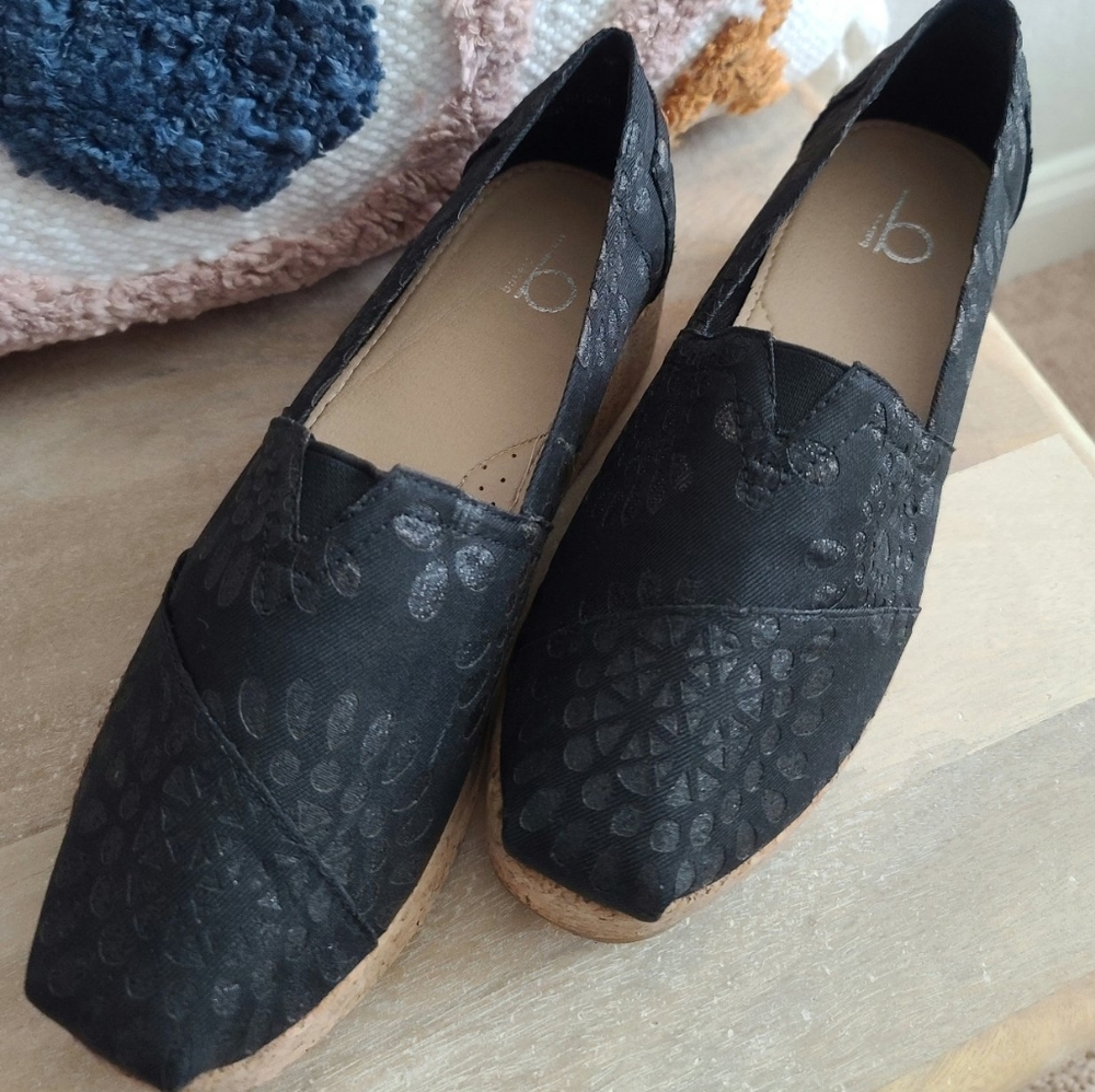 Black platform shoes